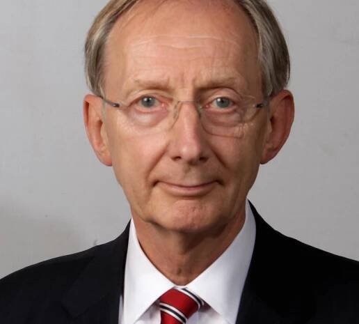Sir John B. Pendry portrait photo