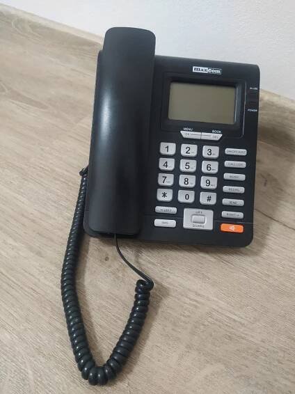 TELEFON MAXCOM