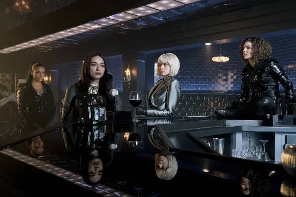 Gotham - Královna bere jezdce (S04E11) (2017) | Recenze - Uživatelské | ČSFD.cz