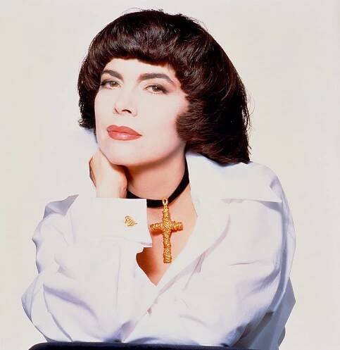 Mireille Mathieu (photo JVS Group) 4