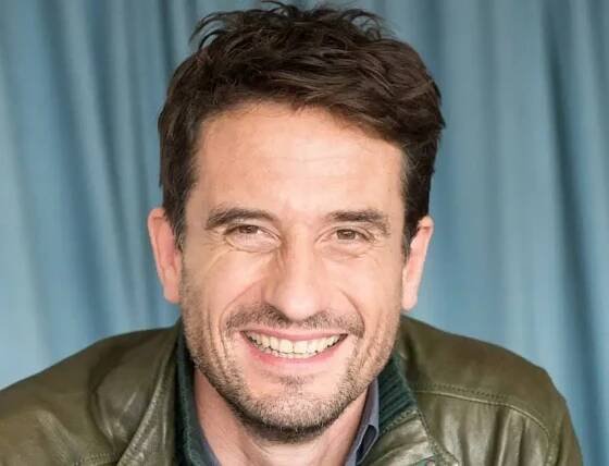 Oliver Mommsen Alter, Karriere, Vermögen, Familie, Kinder, Biografie und Wiki.