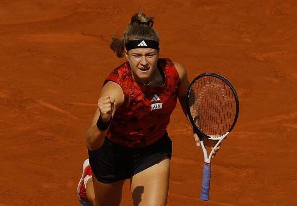 Heroický výkon Muchové, česká tenistka je ve finále French Open!
