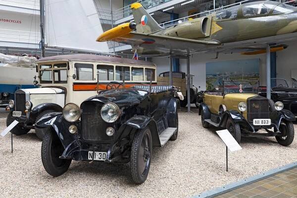 Národní technické muzeum vystavilo historické pragovky ze sbírky Emila Příhody