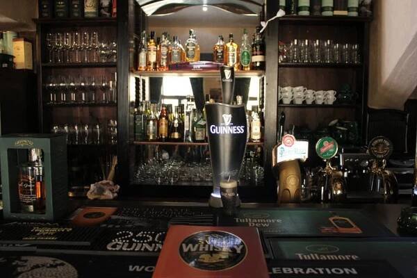 Lucky s Original Irish Pub vi Třebíč | Apetee