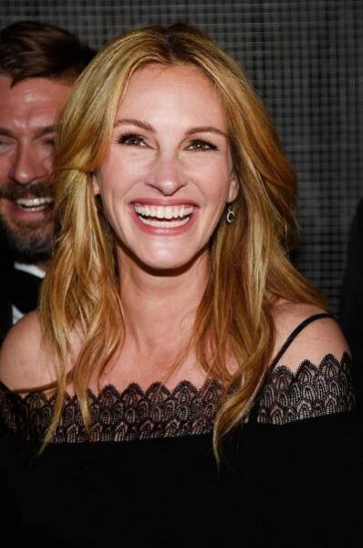Zrzka s ústy od ucha k uchu slaví jubileum: Pretty Woman Julii Roberts je neuvěřitelných 50 let