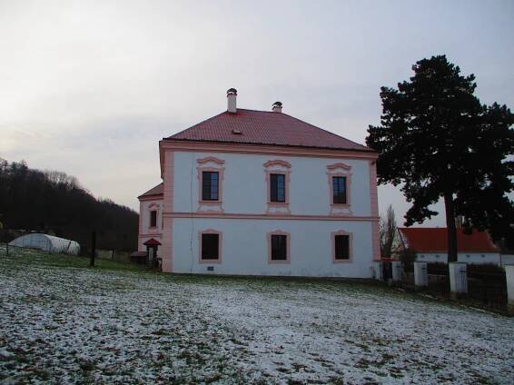 Fotogalerie Zámek v Třemošnici - Zámek (Třemošnice) - č. 2353040 | Turistika.cz