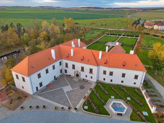 Kam o víkendu na Třebíčsku: ožije zámek a otevře se mlýn i pohádkový les