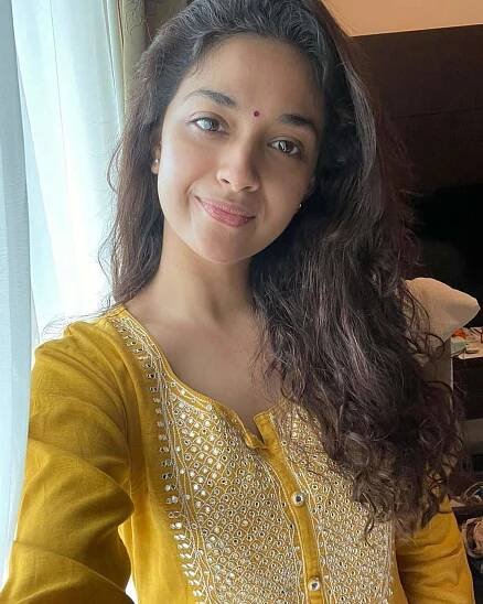 Keerthi Suresh Pics