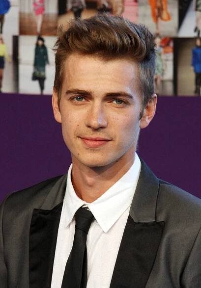 Soubor:Hayden-cfda2010-0004(1) (cropped).jpg – Wikipedie