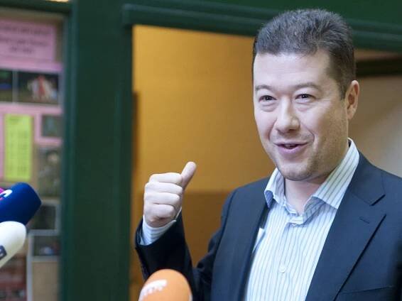 Tomio Okamura na tiskové konferenci v Praze | iROZHLAS - spolehlivé zprávy