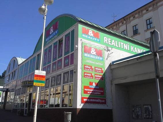 Cubesystems - výroba a instalace reklamy - Instalace reklamy - info