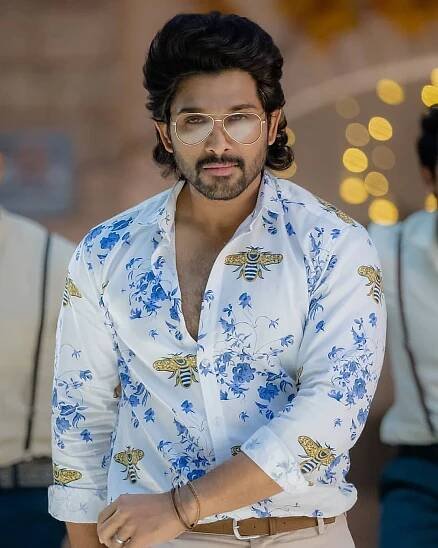 Pushpa Allu Arjun In Casual Attire Wallpaper
