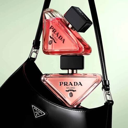 The new Prada Paradoxe Intense takes femininity to a new level.