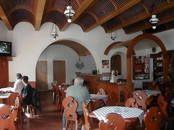 Restaurace