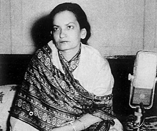 Begum Akhtar Biography - Childhood, Life Achievements & Timeline