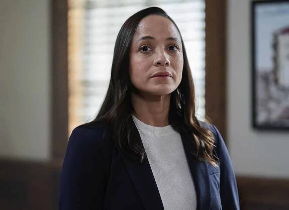 Alert - Tim and Amy - Z filmu - Dania Ramirez