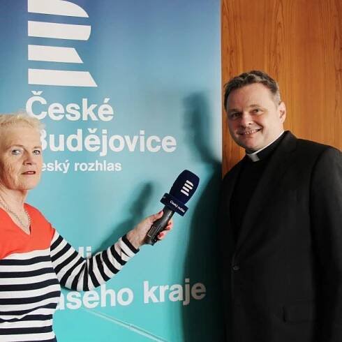 Tomas Van Zavrel při natáčení rozhovoru pro pořad Jihočeši s Mirkou Nezvalovou | foto: Andrea Poláková,  Český rozhlas,  Český rozhlas