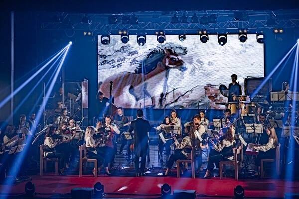OBRAZEM: Epická hudba z filmových pláten uchvátila posluchače v Ústí