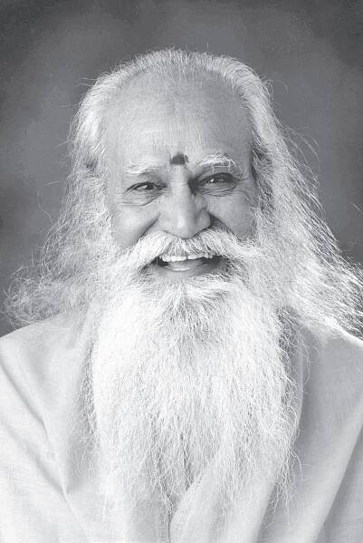 Heaven on Earth: My Vision of Yogaville by Integral Yoga Publications - Issuu