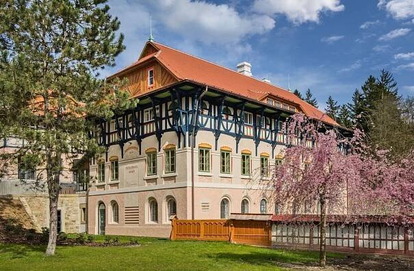 Lázně Luhačovice, a.s. navrátily Slunečním lázním původní lesk. Návštěvníci se mohou těšit na expozici Jurkoviče a Janáčka - Life4you.cz