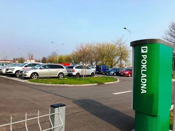 Záchytné parkoviště v Jírovcově ulici se rozrůstá, hotovo bude už v létě