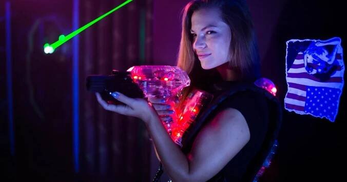 Mercuria Laser game Praha Holešovice - Adrenalinový zážitek pro každého - Po Česku