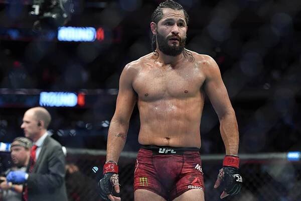 UFC 251: Usman vs Masvidal! Gilbert Burns má koronavirus.