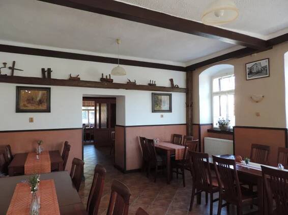 Ubytovací Hostinec Na Skalách - sportovní zařízení - Budislav - Východní-Čechy.info - oficiální turistický portál Pardubického