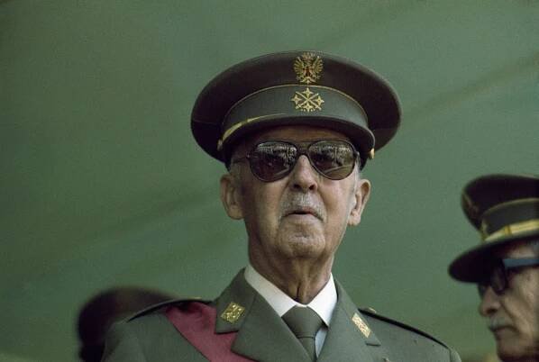 Francisco Franco: Diktátor s jedním varletem, který toužil po jaderné zbrani!