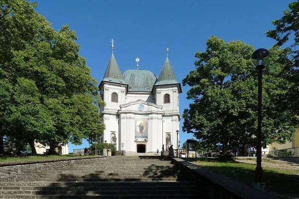 Magická místa Česka: Tajemné kostely, chrámy a posvátné památky