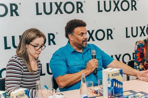 Král dystopie Neal Shusterman a jeho novinka Pravidla hry 2