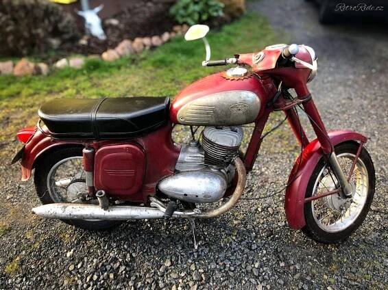 Jawa 250 Panelka