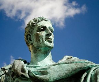 Constantine The Great Biography - Childhood, Life Achievements & Timeline