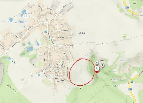 Mapa Rudice - kroužek označuje svah k bobování a sáňkování