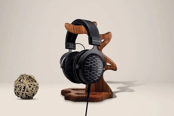 Headphones - Audioviser