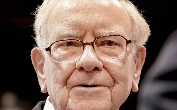 FILE - In this May 5, 2018 file photo, Warren Buffett, Chairman and CEO of Berkshire Hathaway, is seen during a tour of the exhibit floor at the CenturyLink Center in Omaha, Neb. Buffett will release his annual letter to Berkshire Hathaway shareholders on Saturday, Feb. 23, 2019. Buffett’s letters are always one of the best-read business documents every year.  (AP Photo/Nati Harnik)