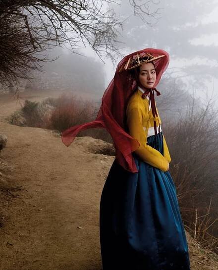 Hanbok Designer: Revival of a Lost Art - Magnifissance