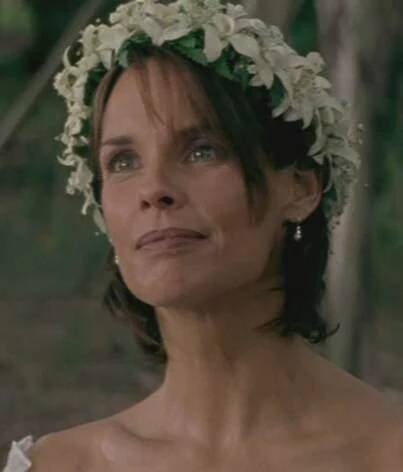 Alexandra Paul