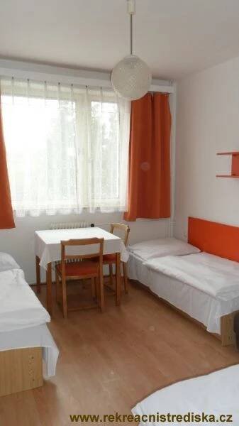 oranzovy pokoj