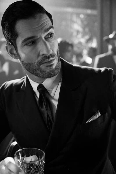 Lucifer - S kuřaty to vždycky špatně skončí (S05E04) (2020)