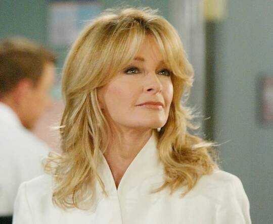Deidre Hall "Days Of Our Lives" Set NBC Studios 3/29/06 ©Paul Skipper.jpistudios.com 310-657-9661 Episode # 10300