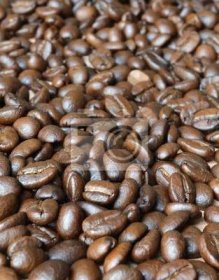 Arabica kávová zrna středně pražené