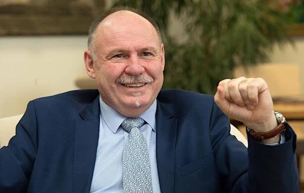 Hejtman Okleštěk se křesla poslance nevzdává. Vyčká
