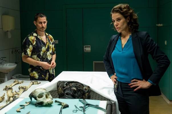 Der Barcelona-Krimi - Entführte Mädchen - Z filmu - Clemens Schick, Anne Schäfer