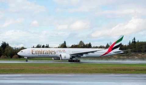 Emirates převzali již svůj stý Boeing 777-300ER
