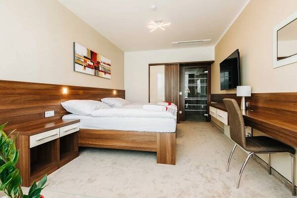 Pierre hotel & Restaurant, Pardubice