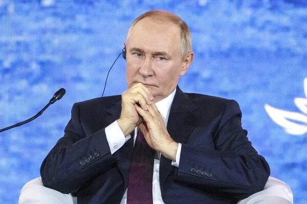 Putin says Western troops would be ‘legitimate targets’ if they are in Ukraine