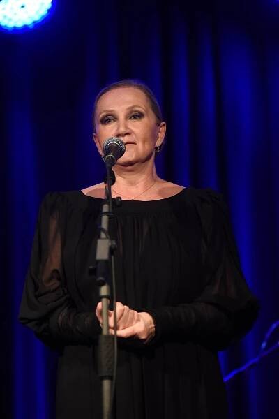 Roman Veverka s Bárou Basikovou vystoupili v Kolíně s cimbálem. Na kroje nedošlo