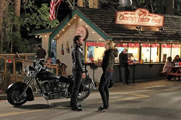 Bylo, nebylo - Cizinec - Z filmu - Eion Bailey, Jennifer Morrison