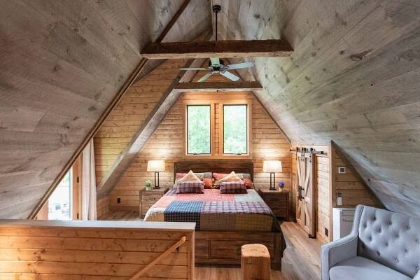 eagles-nest-bedroom